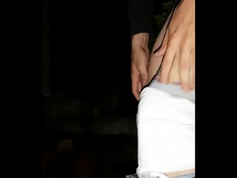 ❤️ همسایه ام پرید روی دیوار قرنطینه ام ️  شلخته در ما