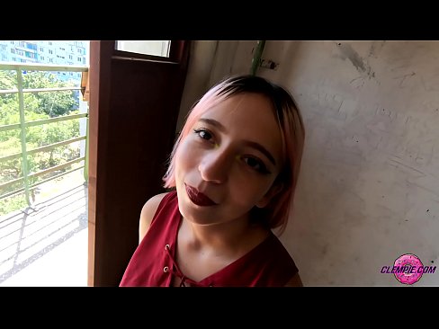❤️ دانش آموز حسی یک غریبه را در بیرون می مکد - تقدیر روی صورتش ️  شلخته در ما